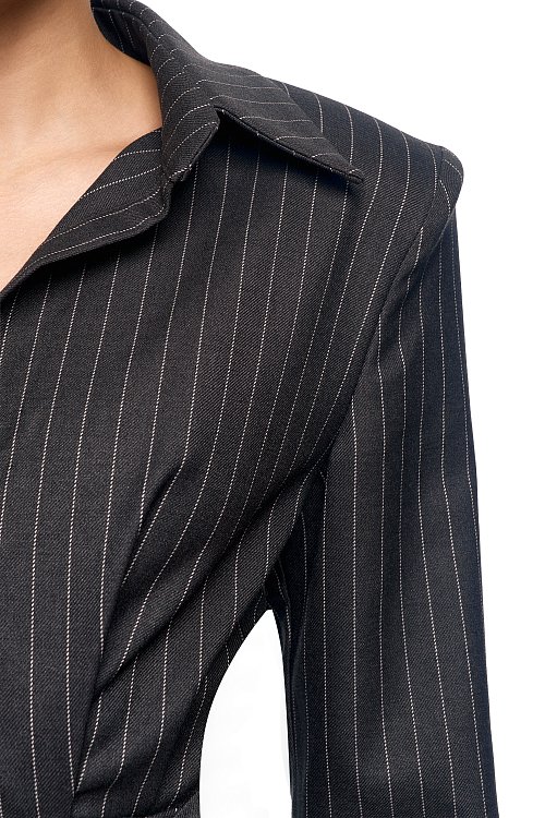 Платье в полоску с плечиками