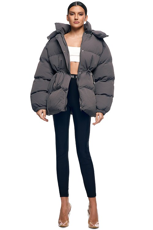 Пуховик приталенный