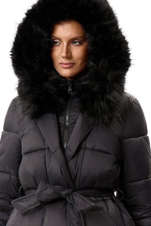 Пуховик длинный с поясом