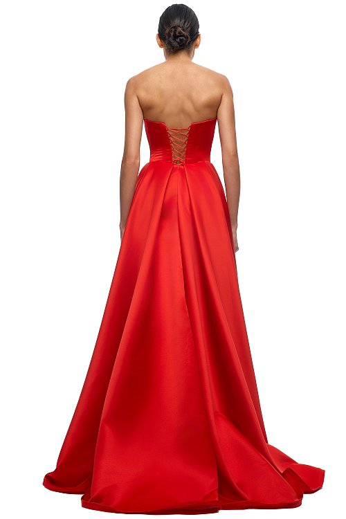 Корсетное пышное платье в пол с разрезом