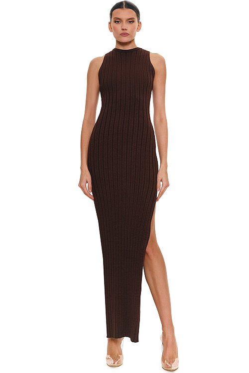 Платье вязаное с разрезами