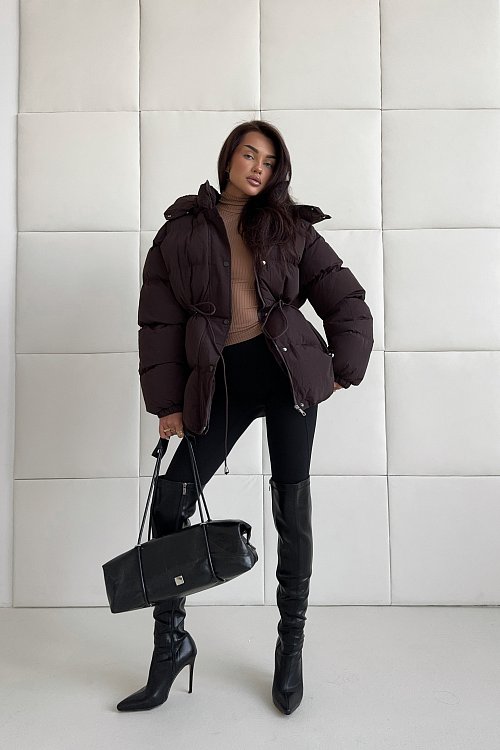 Пуховик приталенный