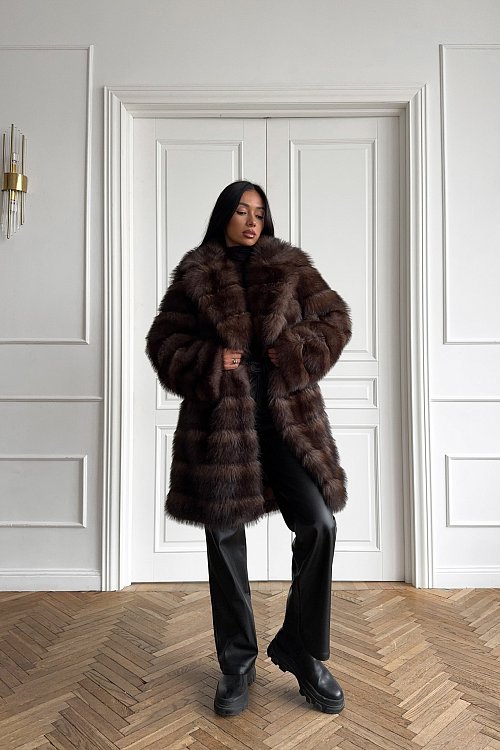 Шуба удлинённая с поясом