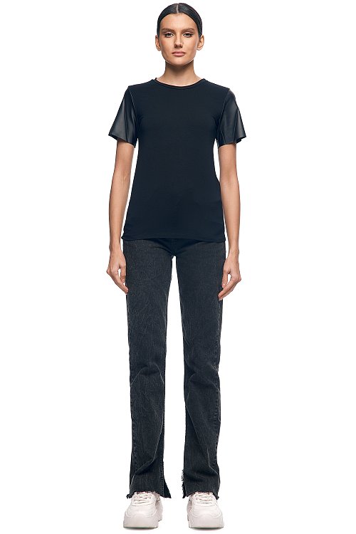 Футболка c кожаными рукавами