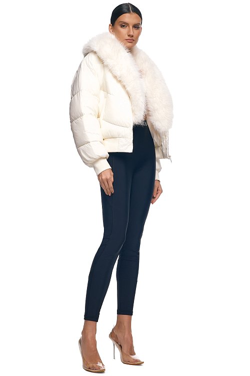 Пуховик укороченный с мехом