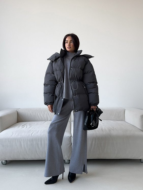 Пуховик приталенный