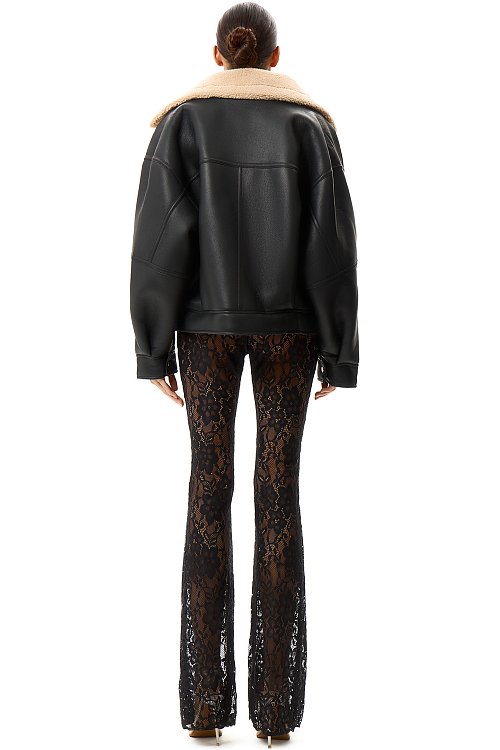 Кожаный бомбер с мехом