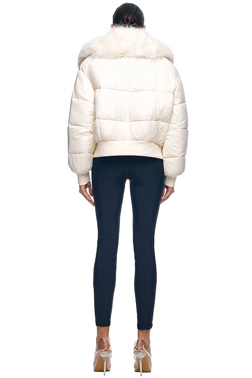 Пуховик укороченный с мехом