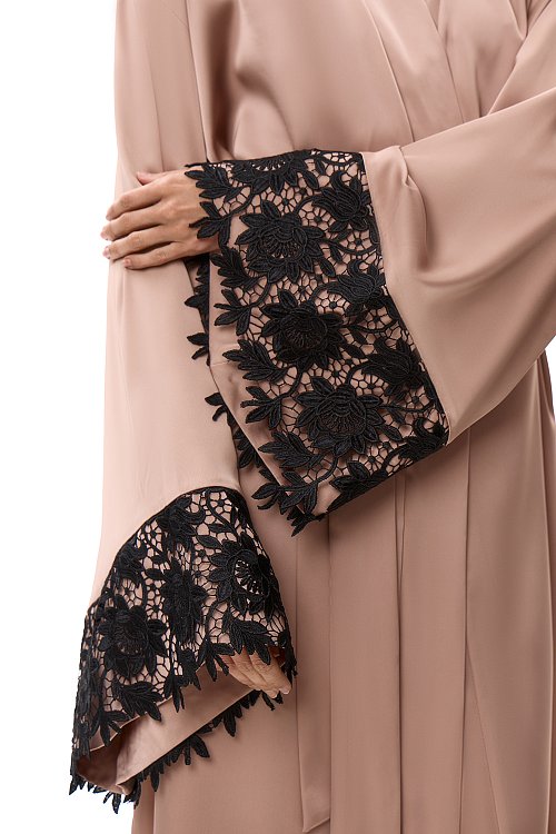 Комплект из кимоно и шёлковых брюк на резинке