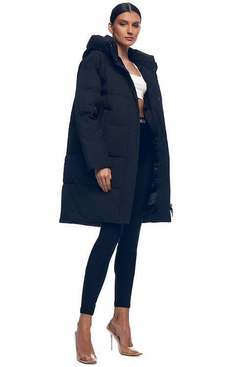 Пуховик удлинённый с капюшоном