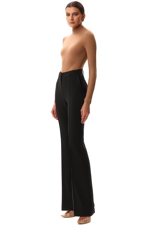 Брюки-клёш со стрелками