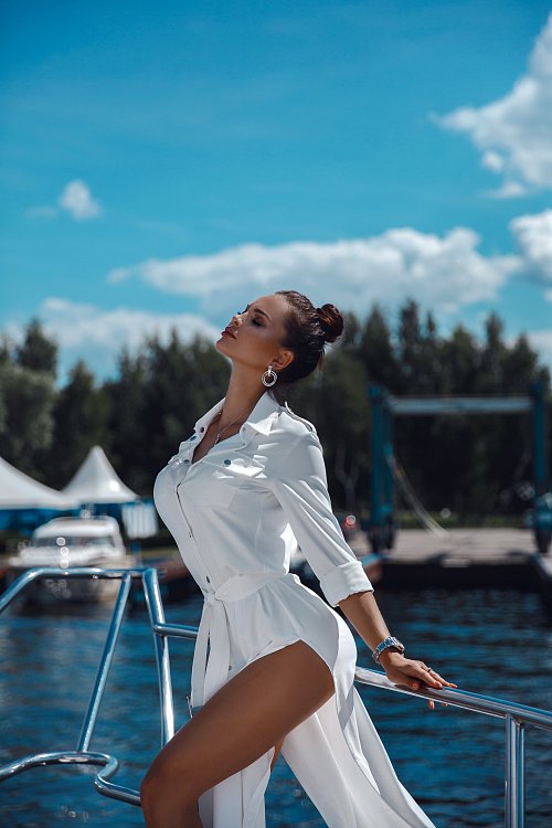 Платье-рубашка на кнопках макси