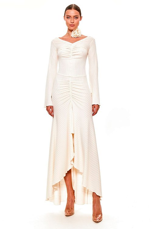 Платье с воланами макси