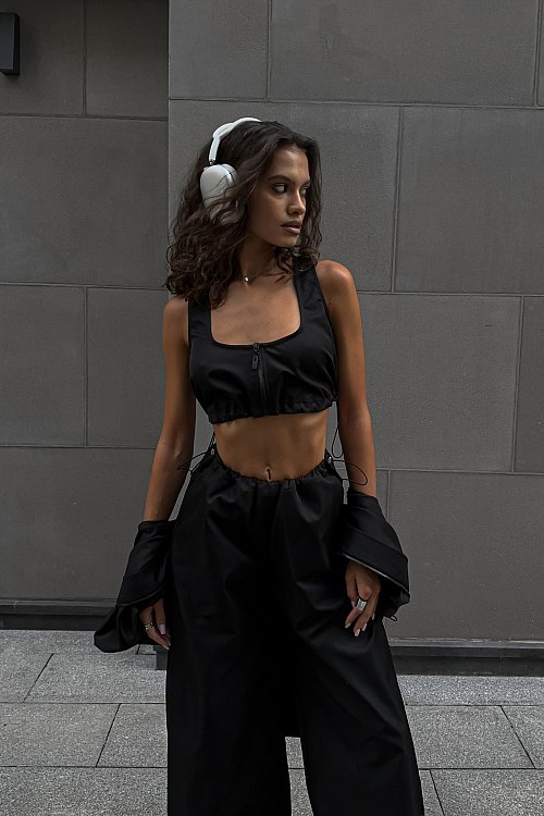 Топ на молнии