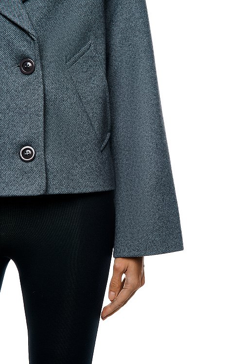 Полупальто двубортное