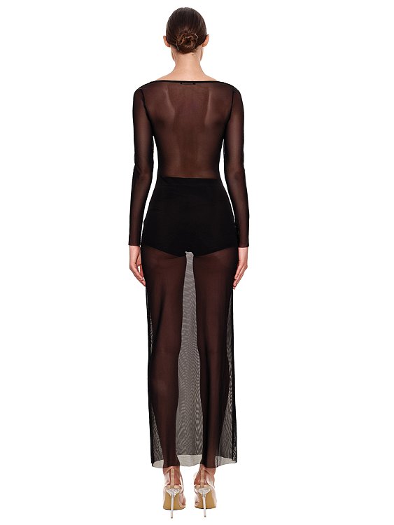 Платье макси с глубоким декольте