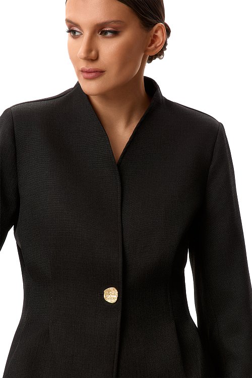 Жакет приталенный с защипами