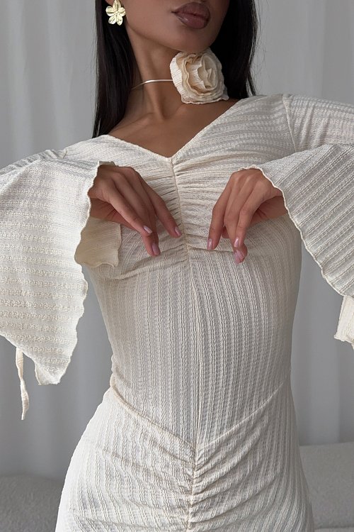 Платье с воланами макси