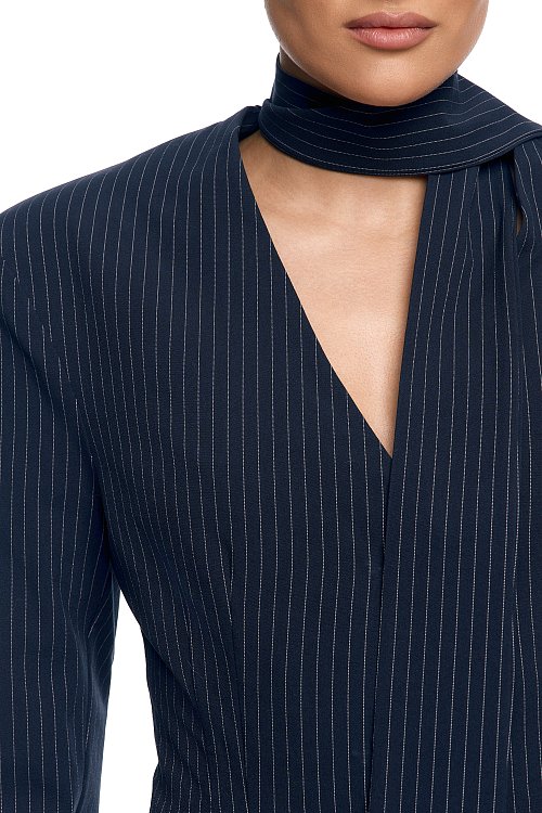 Платье - пиджак со шлейфом