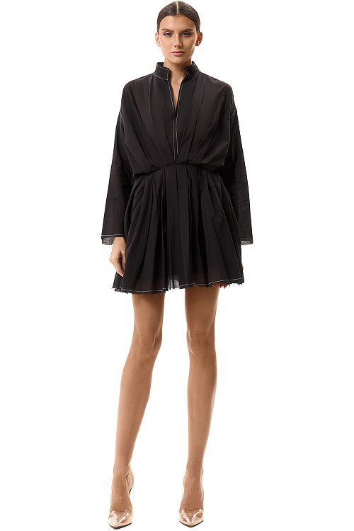 Приталенное платье-мини