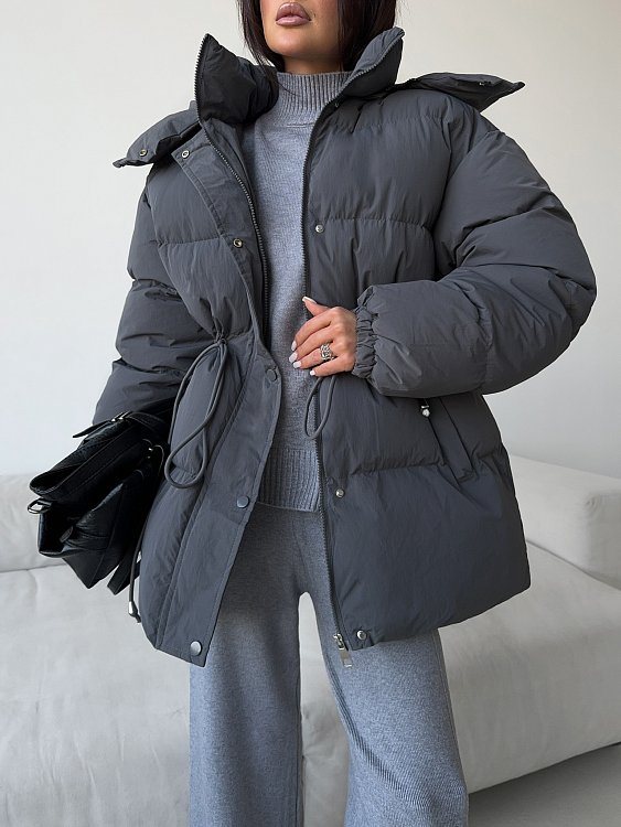 Пуховик приталенный