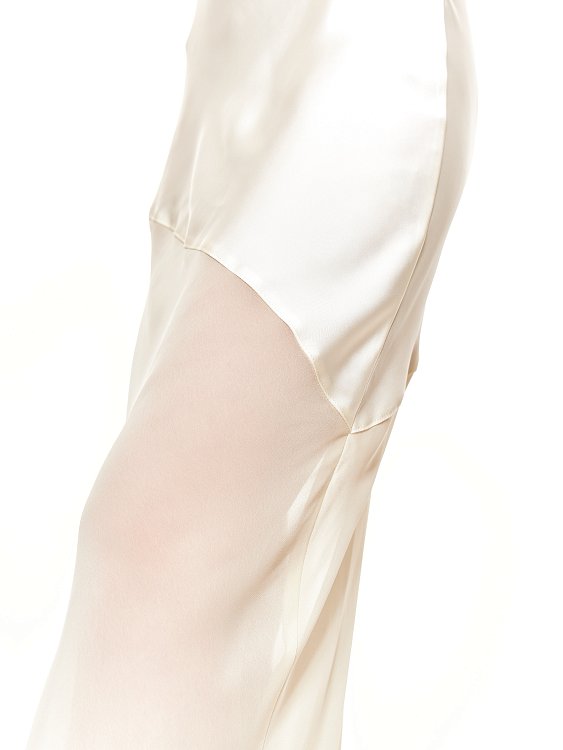 Платье из атласа