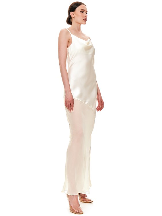 Платье из атласа